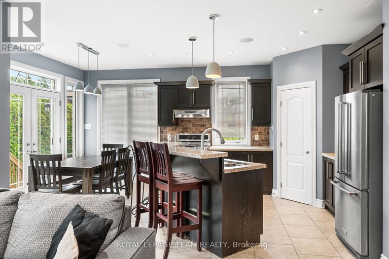 28807966/49-savuto-way/meadowlandscrestview/ottawa/ontario/K2G2T2_18