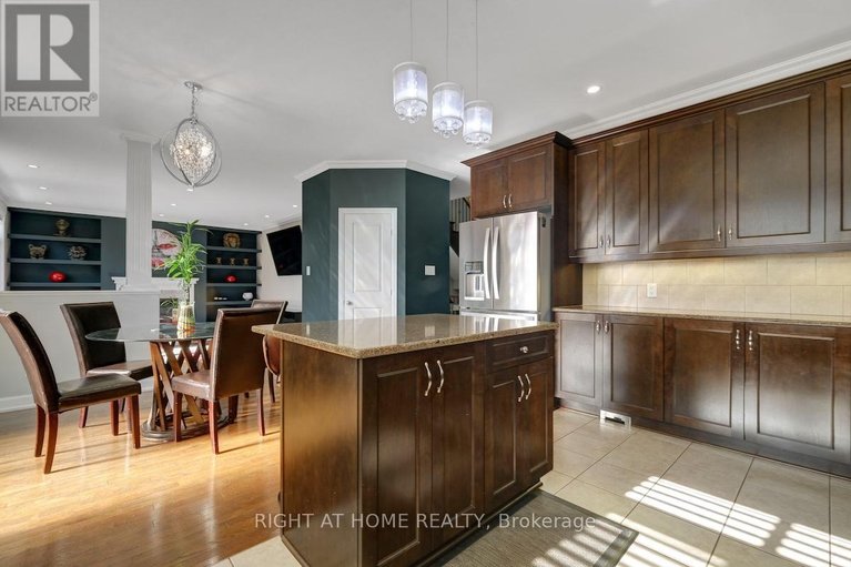 29613139/211-denali-way/stittsville-north/ottawa/ontario/K2S0N1_14