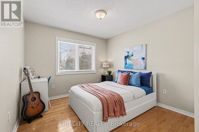 29603147/266-clifford-campbell-street/fitzroy/ottawa/ontario/K0A1X0_16