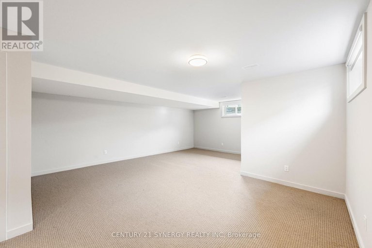 28672557/673-odyssey-way/leitrim/ottawa/ontario/K1T0T3_36