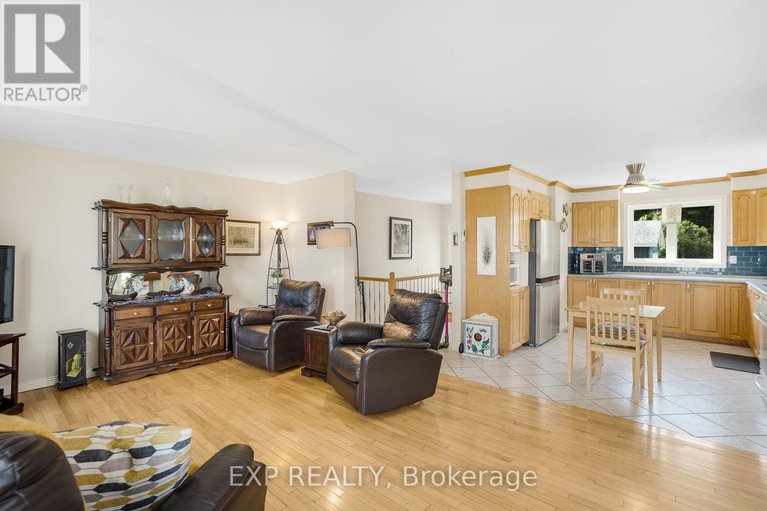 28701255/506-pago-road/clarencerockland-twp/clarence-rockland/ontario/K4K1K7_9