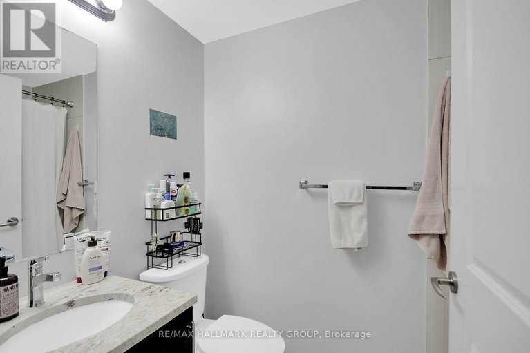 28092683/205-429-kent-street/ottawa-centre/ottawa/ontario/K2P1B5_20