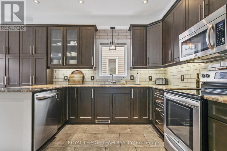28349610/124-versilia-drive/barrhaven-east/ottawa/ontario/K2G7E2_13