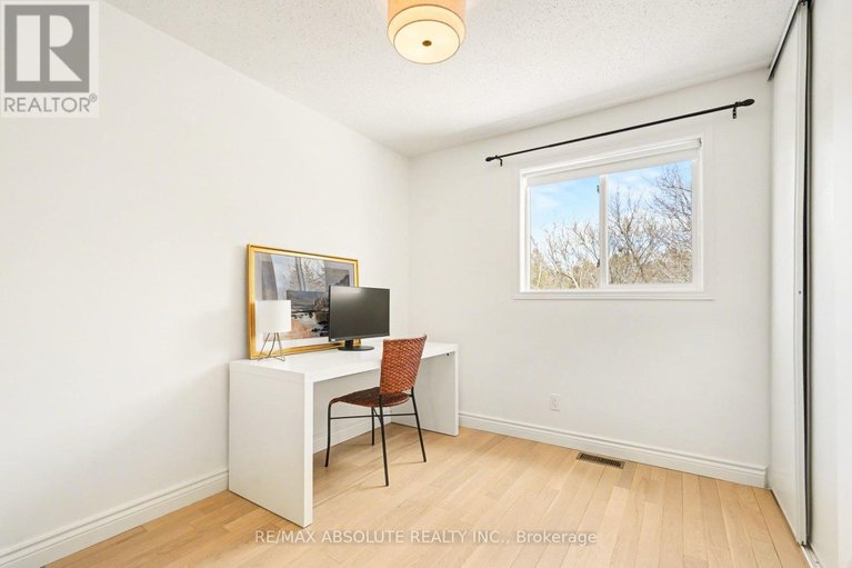 29527722/23-riverbank-court/stittsville-central/ottawa/ontario/K2S1V7_22