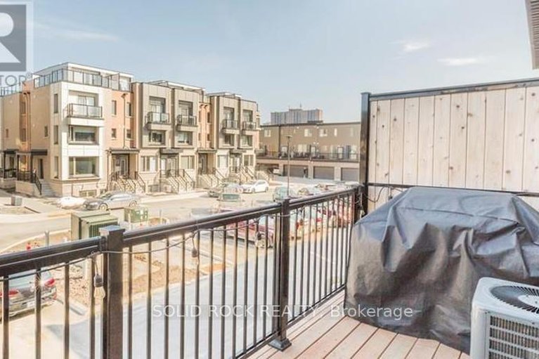 28928502/520-ozawa-private/cfb-rockcliffe-and-area/ottawa/ontario/K1K4Z8_39