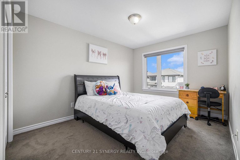 28494818/323-livery-street/emerald-meadowstrailwest/ottawa/ontario/K2V0B4_21