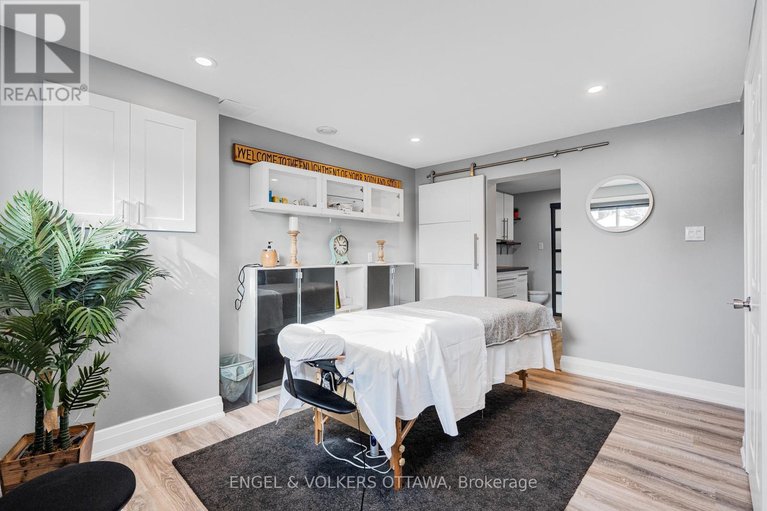 29561777/2437-henri-menard-court/clarencerockland-twp/clarence-rockland/ontario/K0A2A0_29