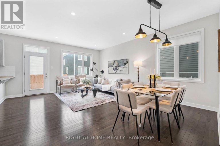 29218592/30-chasing-grove/btwn-franktown-rd-fallowfield-rd/ottawa/ontario/K0A2Z0_7