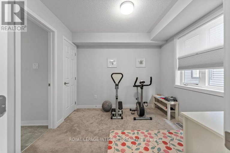 28815932/911-nova-private/half-moon-bay/ottawa/ontario/K2J7B3_6