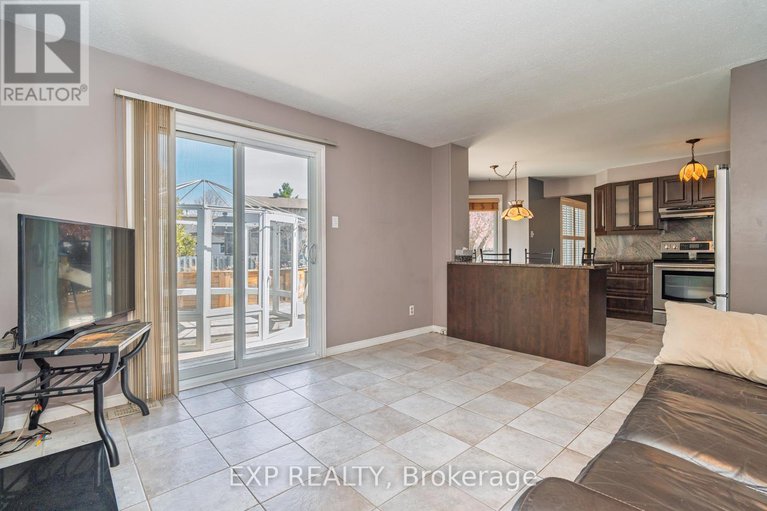 28550236/184-des-pins-place/queenswood-heights-south/ottawa/ontario/K1E2T5_11