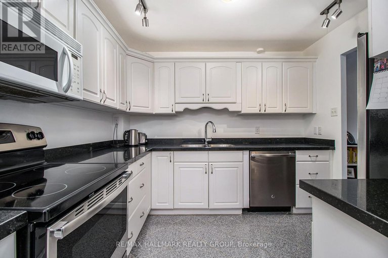 28601016/105-960-teron-road/beaverbrook/ottawa/ontario/K2K2B6_4