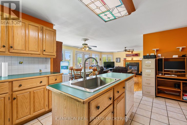 28386270/18614-county-2-road/south-glengarry-charlottenburgh-twp/south-glengarry/ontario/K6H5R5_12