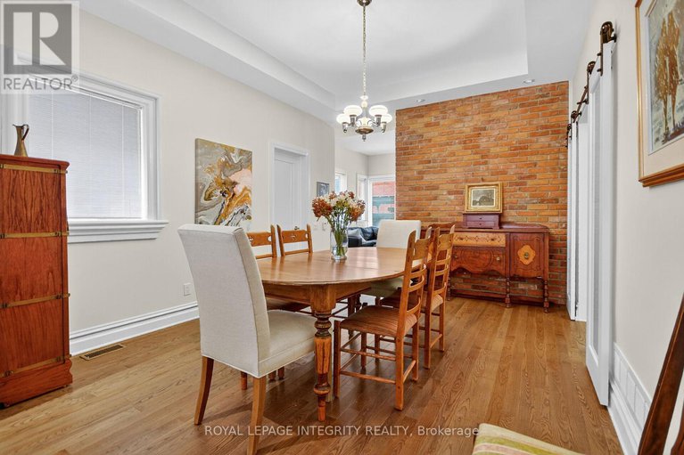 29097696/200-cartier-street/ottawa-centregolden-triangle/ottawa/ontario/K2P1L2_10