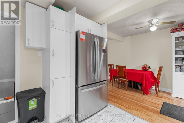 28754670/1047-hollington-street/carlington/ottawa/ontario/K1Z6L2_14
