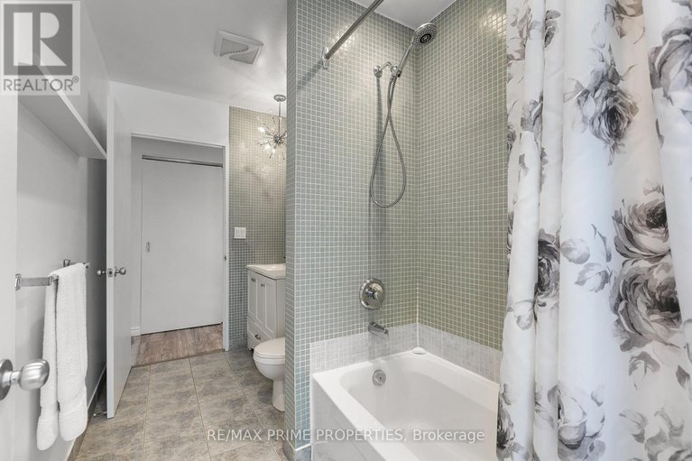 29354072/311-383-cumberland-street/lower-townbyward-market/ottawa/ontario/K1N1J7_17