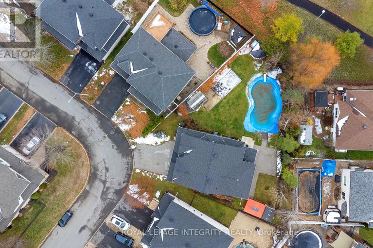 29280085/607-devonwood-circle/blossom-parkkemp-parkfindlay-creek/ottawa/ontario/K1T4E6_46