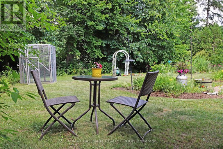 28588248/1307-fairway-drive/manotick-east-to-manotick-station/ottawa/ontario/K4M1B3_26