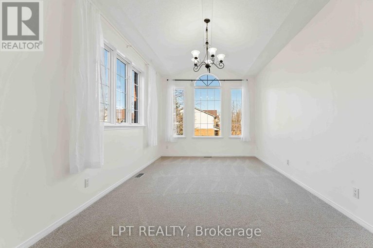 29637003/49-pennard-way/hunt-club-parkgreenboro/ottawa/ontario/K1T4C1_17