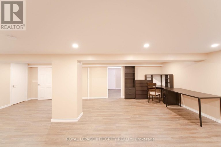 29260642/1953-marquis-avenue/beaconwood/ottawa/ontario/K1J8J3_35