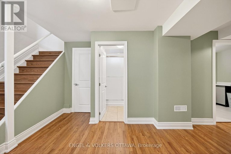 29250492/1291-notting-hill-avenue/ellwood/ottawa/ontario/K1V6T5_21