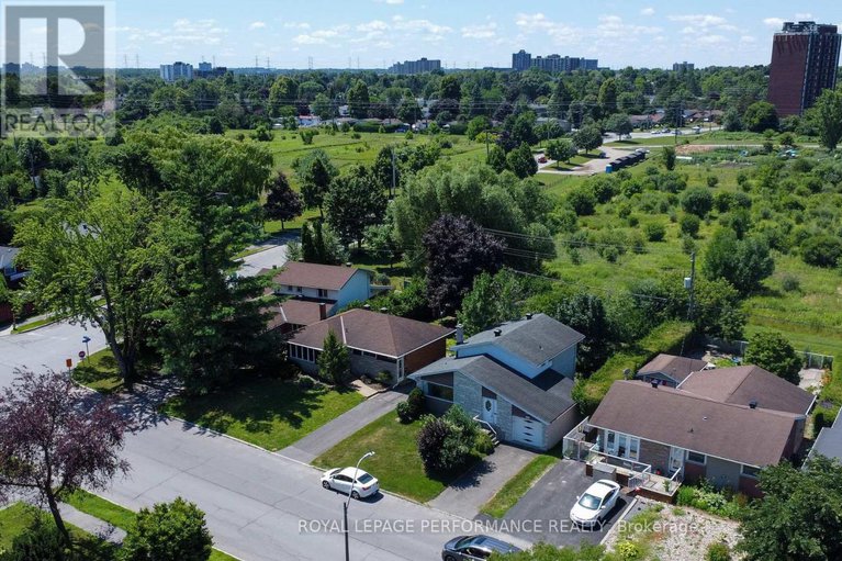28976422/2194-haig-drive/elmvale-acres/ottawa/ontario/K1G2L2_22