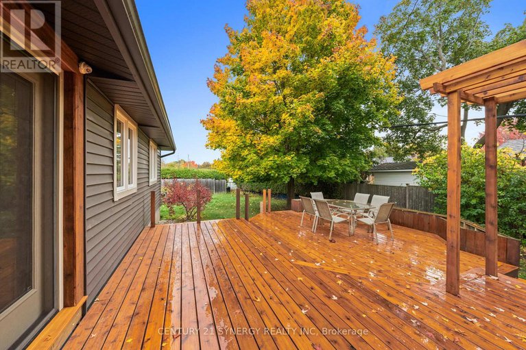 29041991/22-carola-street/manordale/ottawa/ontario/K2G0Y1_34