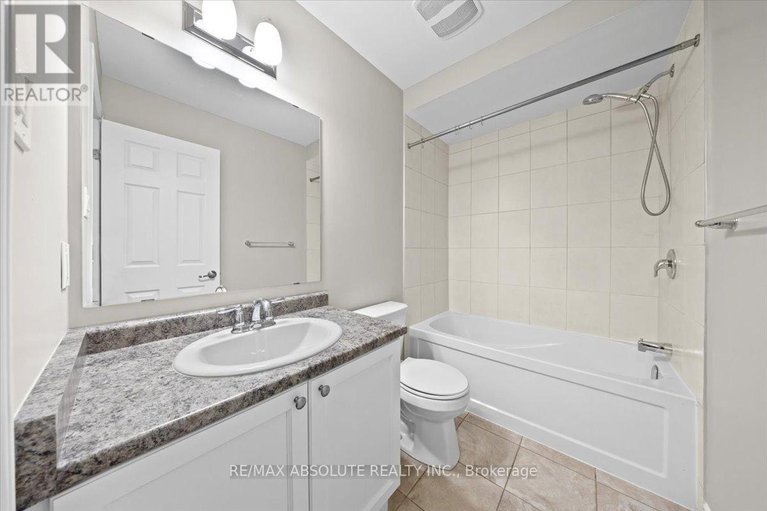 28750812/415-rosingdale-street/emerald-meadowstrailwest/ottawa/ontario/K2R1G9_20