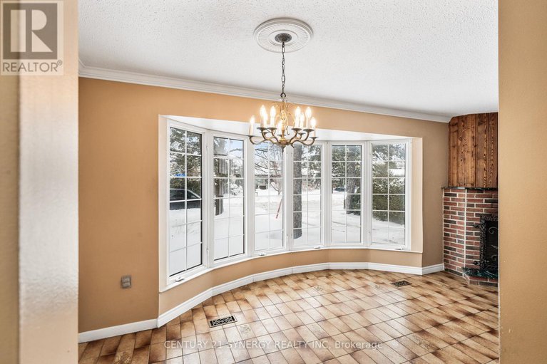 29356167/2414-joliffe-street/hawthorne-meadows/ottawa/ontario/K1G1G9_16