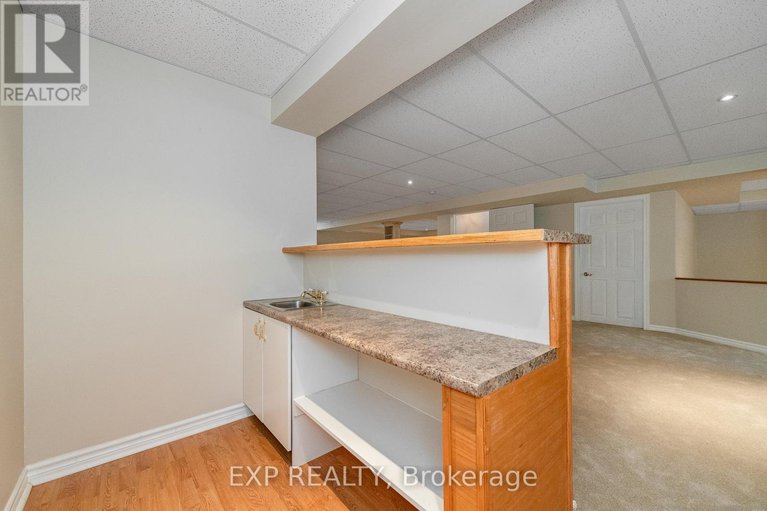 28890055/243-marilyn-avenue/mooneys-bayrevelstoke/ottawa/ontario/K1V7E4_45