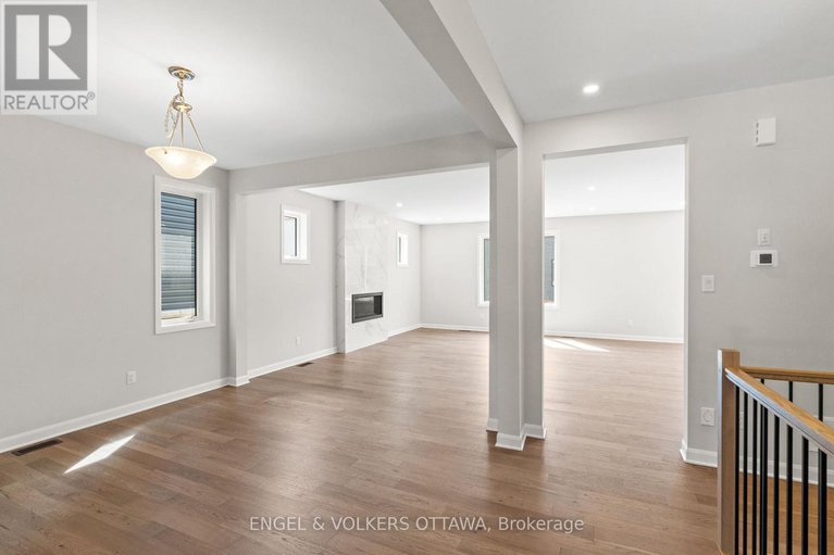 28326544/119-darleux-place/mahogany-community/ottawa/ontario/K4M0M7_6