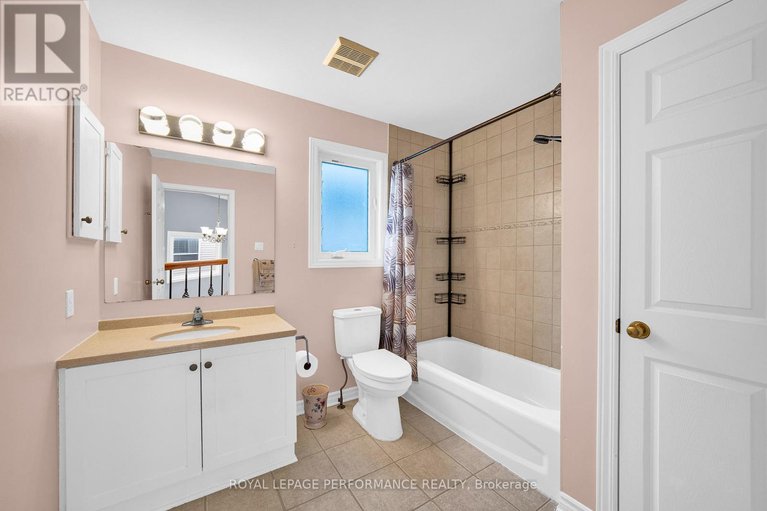 29608041/292-rustic-hills-crescent/springridgeeast-village/ottawa/ontario/K4A5A5_31