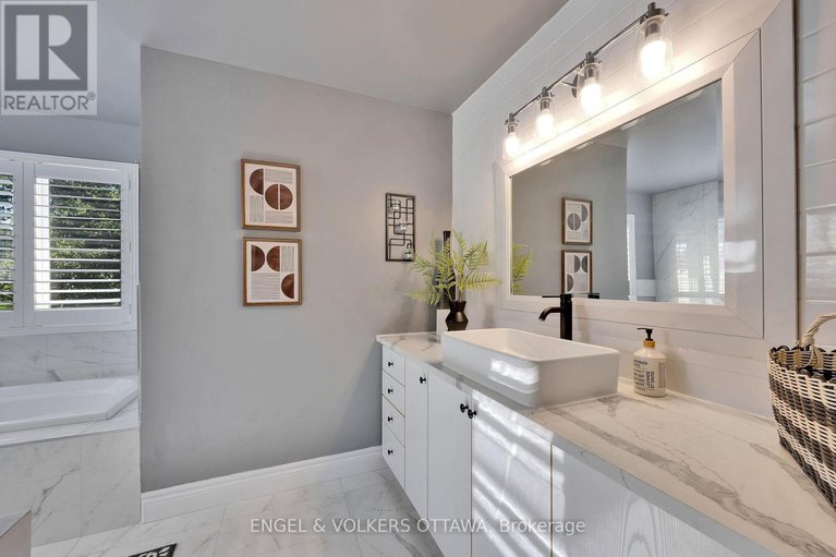 29038838/5-wynridge-place/emerald-meadowstrailwest/ottawa/ontario/K2M2S9_32