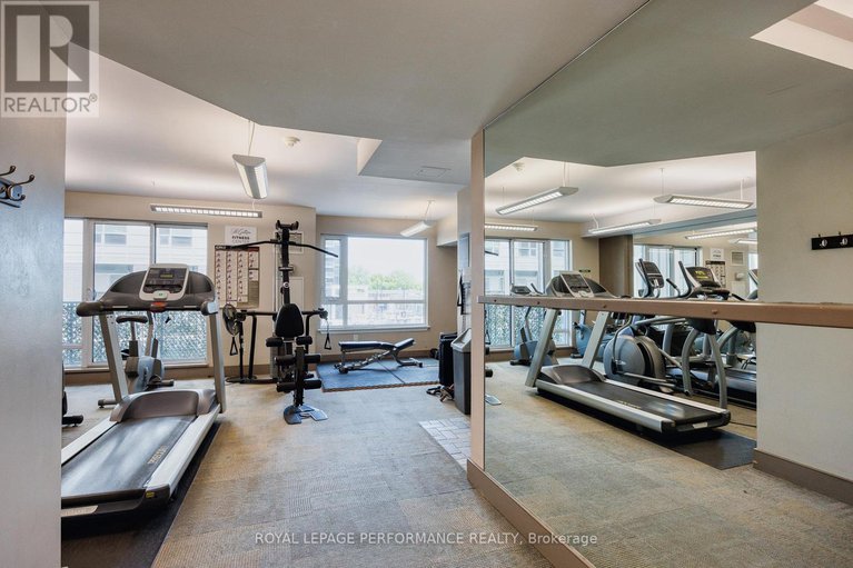 28676641/103-200-besserer-street/sandy-hill/ottawa/ontario/K1N0A7_23