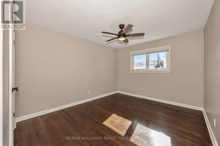 29670694/1138-sherman-drive/bel-air-heights/ottawa/ontario/K2C2M4_22