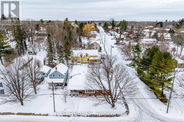 29248960/74-malcolm-street/almonte/mississippi-mills/ontario/K0A1A0_46