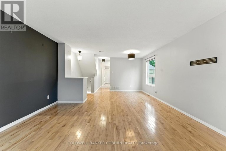 28563592/72-130-berrigan-drive/longfields/ottawa/ontario/K2J0J3_17