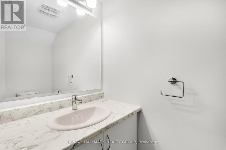28488850/833-dynasty-street/avalon-east/ottawa/ontario/K4A4T7_34