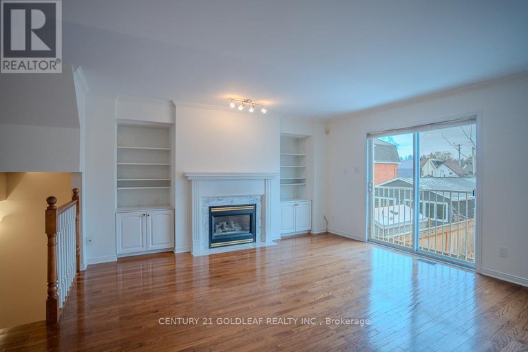 29137648/4-schoolhouse-private/lindenlea/ottawa/ontario/K1M2J5_8