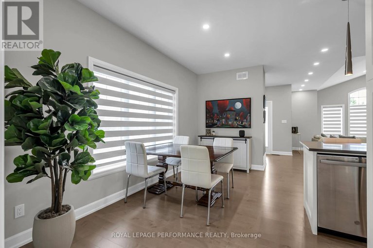 28627551/4-matthew-kieran-crescent/long-sault/south-stormont/ontario/K0C1P0_15