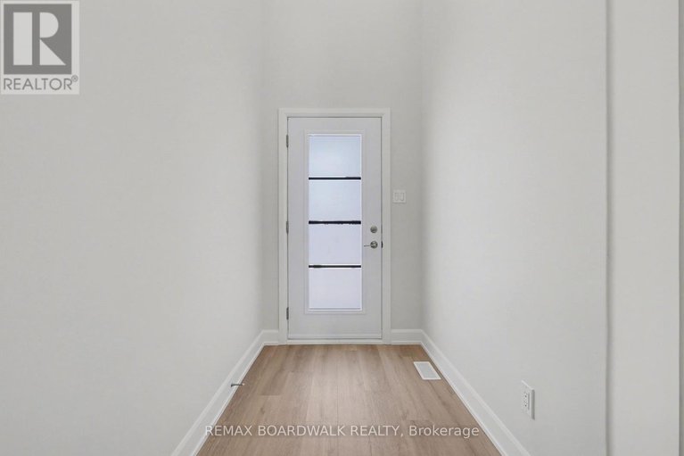 26935822/1213-montblanc-crescent/faubourg-ste-marie-hamlet/embrun/ontario/K0A1W1_2