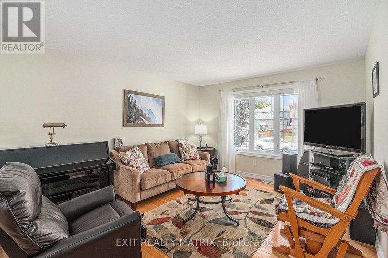 28777182/14-provost-street/north-stormont-finch-twp/north-stormont/ontario/K0A1R0_8