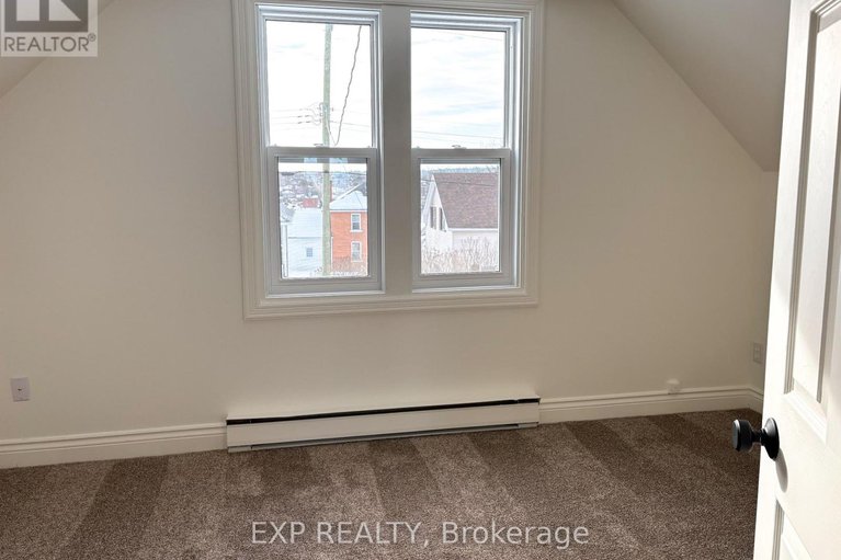 29429568/349-raglan-street-n/renfrew/renfrew/ontario/K7V1P2_22