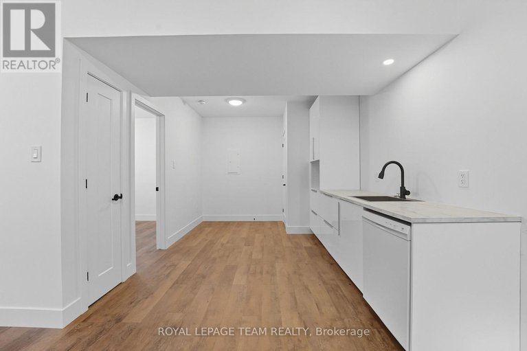 29001390/984-watson-street/fairfield-heights/ottawa/ontario/K2B6C2_39