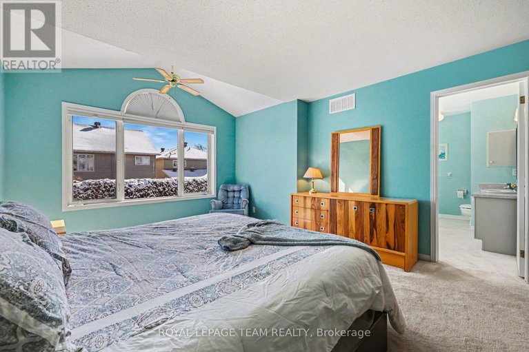 29508813/90-moresby-drive/bridlewood/ottawa/ontario/K2M2J6_18