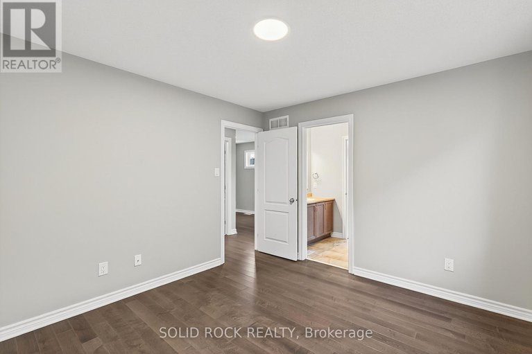 28886960/520-elm-park-avenue/longfields/ottawa/ontario/K2J5X9_26