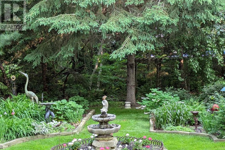 29389734/1609-ashley-cardill-lane/greely/ottawa/ontario/K4P1M7_49