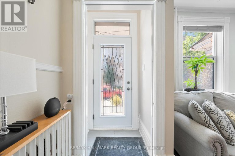 28532560/181-guigues-avenue/lower-townbyward-market/ottawa/ontario/K1N5J1_4