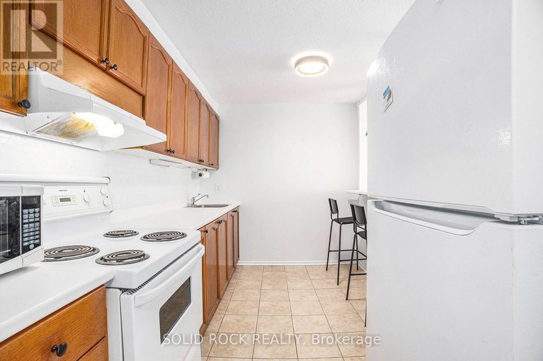 28278535/14-47-sumac-street/beacon-hill-south/ottawa/ontario/K1J7T7_7