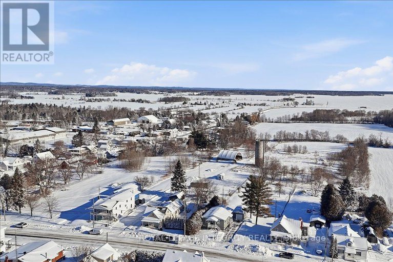 29261617/1735-landry-road/clarencerockland-twp/clarence-rockland/ontario/K0A1N0_37