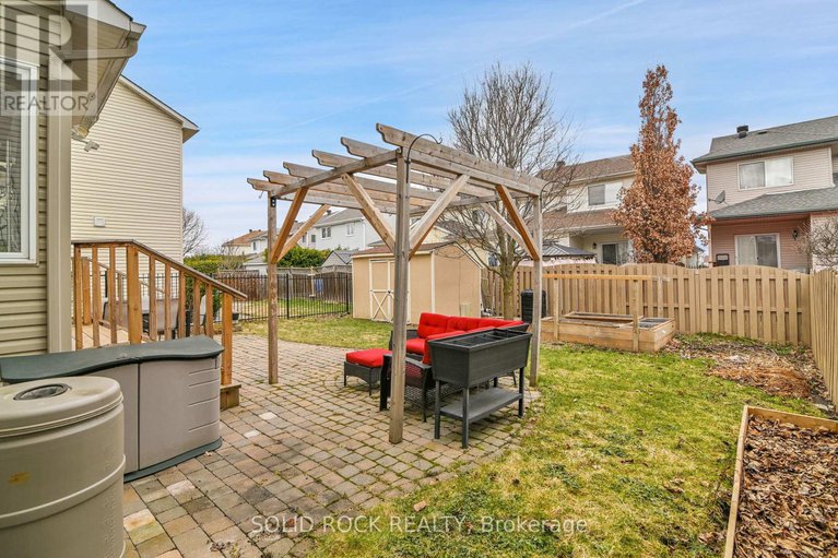 28372403/1824-mccallum-drive/fallingbrookgardenway-south/ottawa/ontario/K4A3T7_34